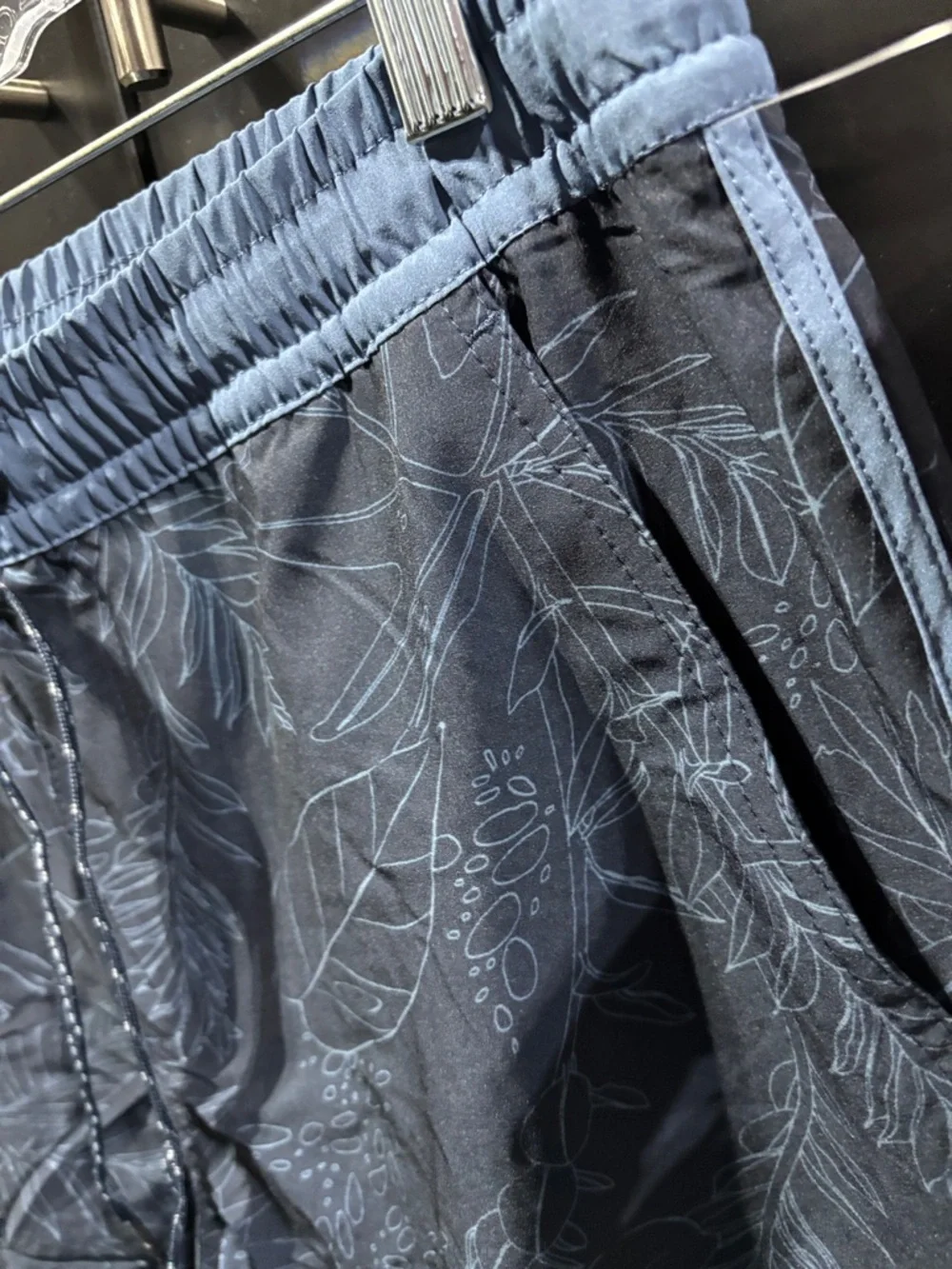 Quicksilver Board Shorts/Swim, boxer lined, zip pocket,back Velcro p back plus..